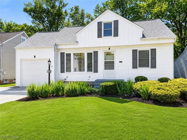 1260 Churchill Road , Lyndhurst, OH 44124