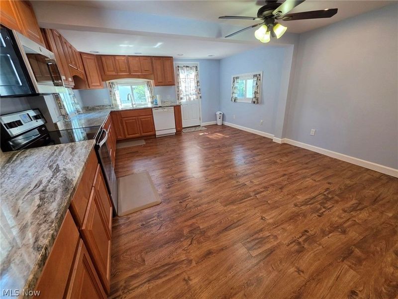 1260 Churchill Road, Lyndhurst, OH 44124 Photo 10