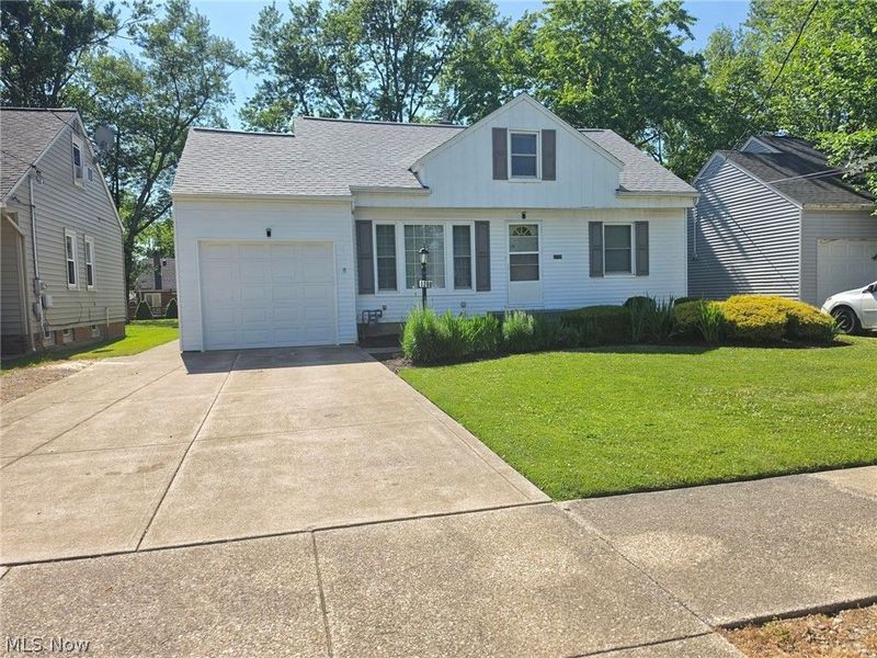 1260 Churchill Road, Lyndhurst, OH 44124 Photo 2