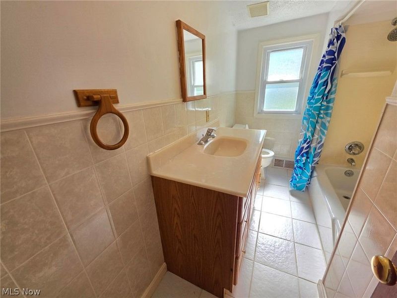1260 Churchill Road, Lyndhurst, OH 44124 Photo 24