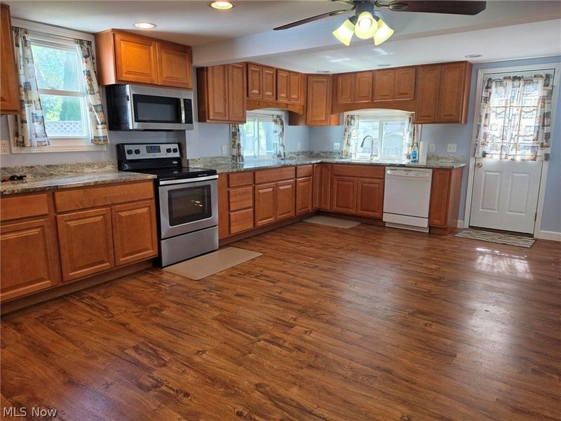 1260 Churchill Road, Lyndhurst, OH 44124 Photo 8