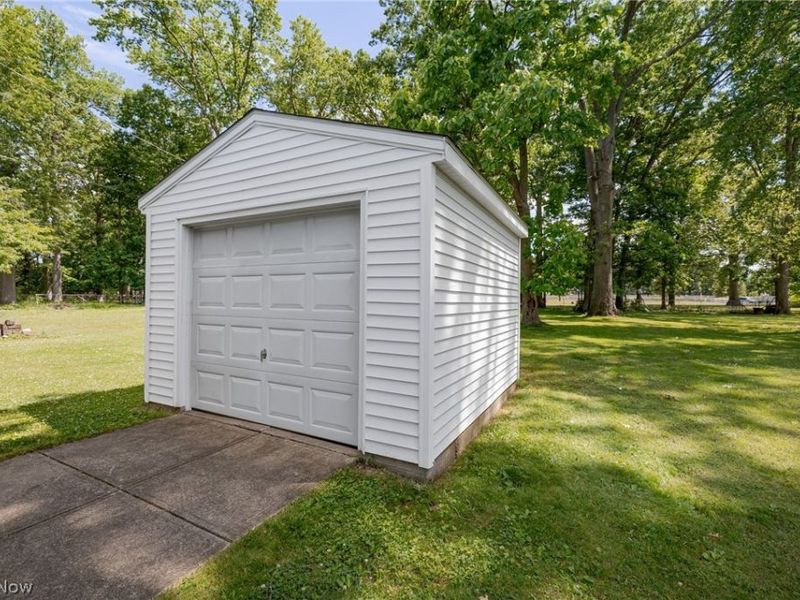 5203 Snow Road, Parma, OH 44134 Photo 29