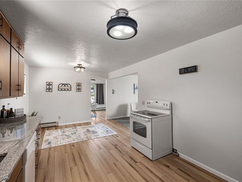 5203 Snow Road, Parma, OH 44134 Photo 8