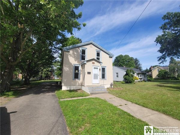243 Temple Street , Fredonia, NY 14063