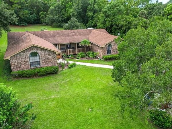 17444 EAST ROAD , UMATILLA, FL 32784