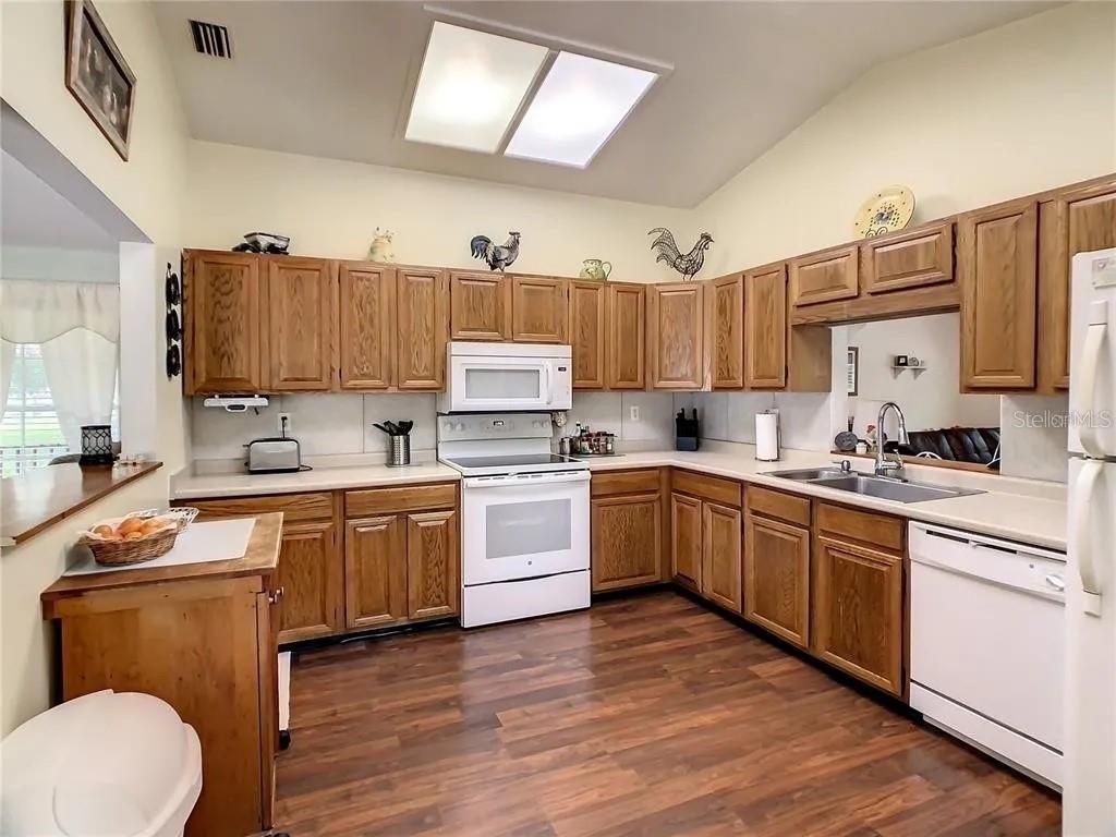 17444 East Road , Umatilla, FL 32784 Photo