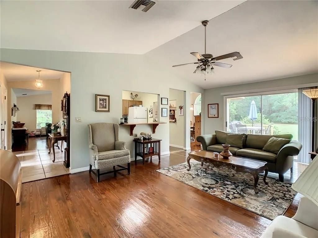 17444 East Road , Umatilla, FL 32784 Photo