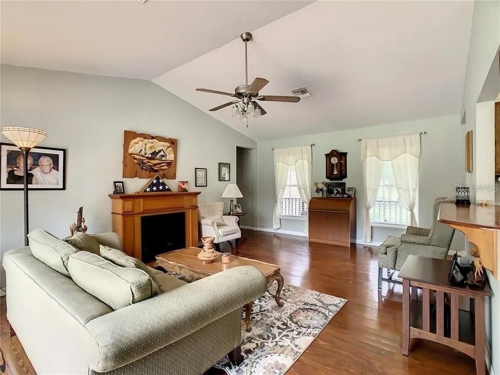 17444 East Road , Umatilla, FL 32784 Photo