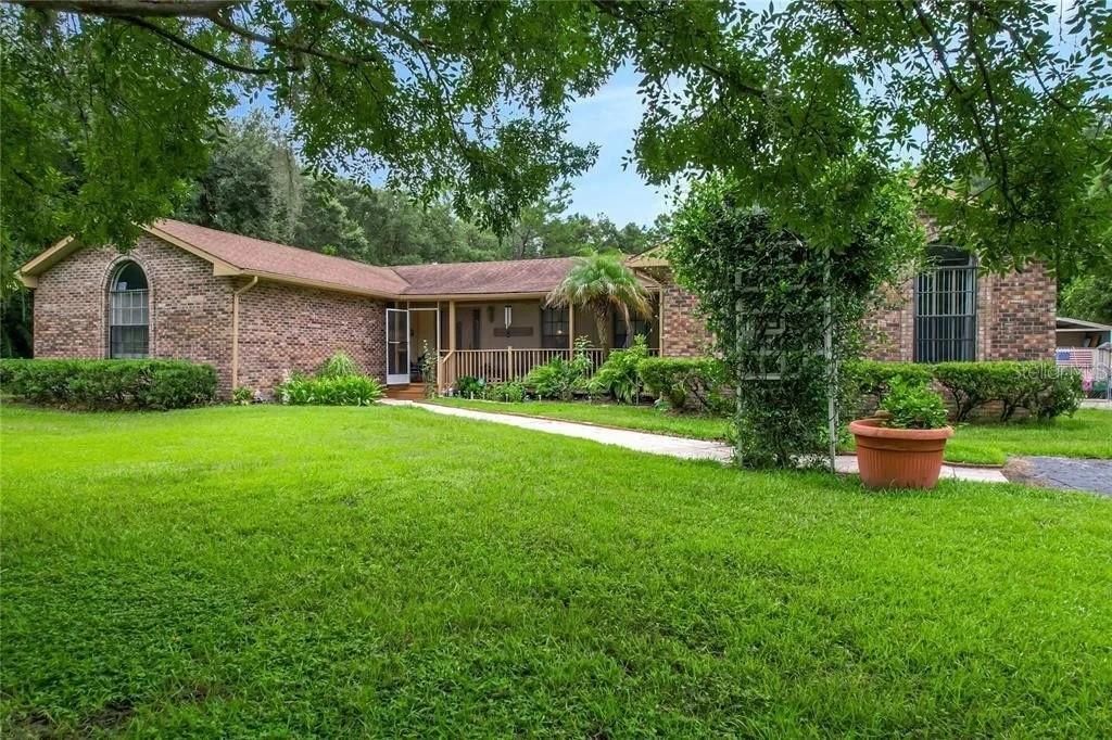 17444 East Road , Umatilla, FL 32784 Photo