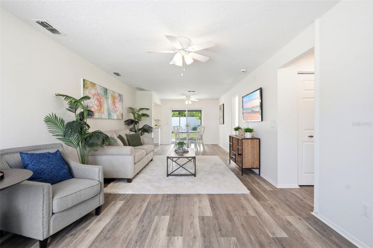 502 Sea Hawk Ct, Edgewater, FL 32141 Photo