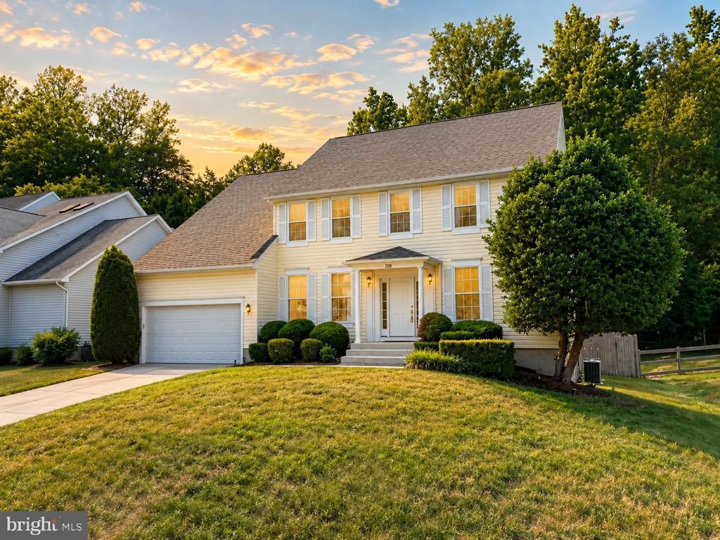 208 Foresail Cove, Stafford, VA 22554 Main Photo
