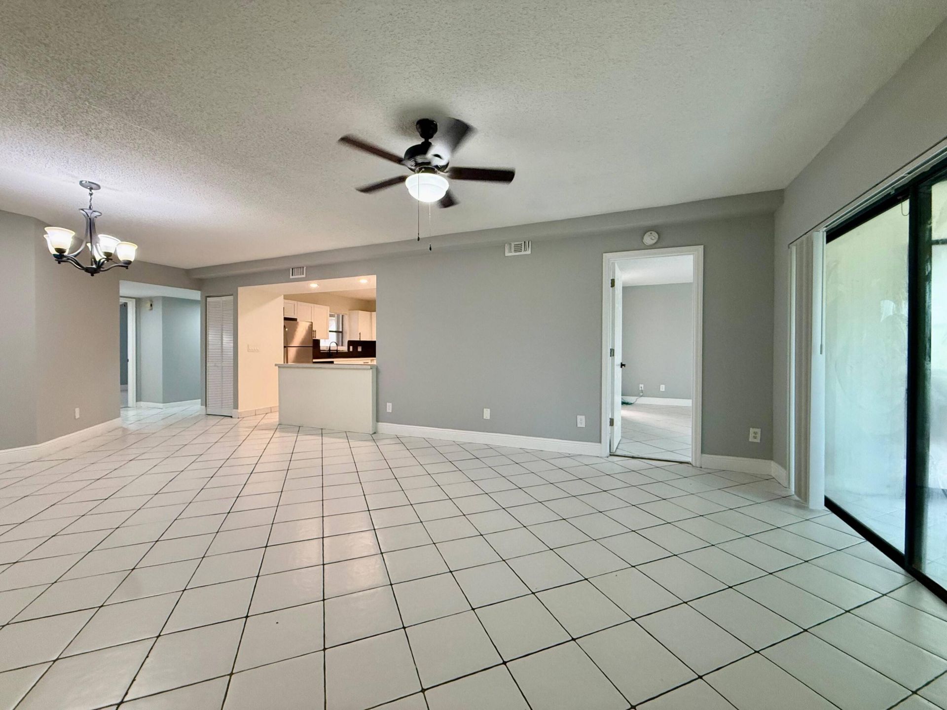 9633 Riverside Drive, Unit E2, Coral Springs, FL 33071 Photo