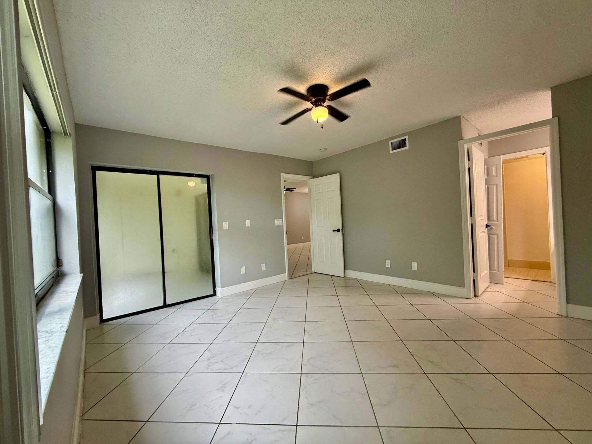9633 Riverside Drive, Unit E2, Coral Springs, FL 33071 Photo