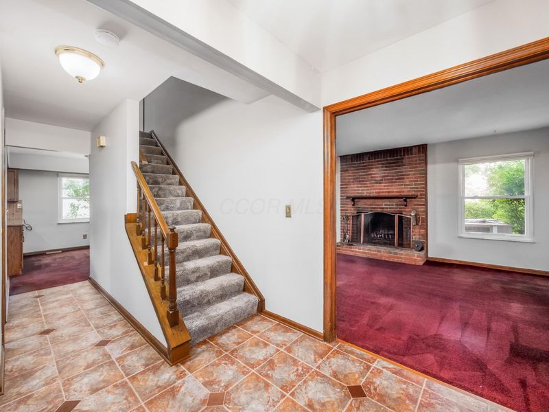 1285 Worthington Heights Boulevard, Columbus, OH 43235 Photo 6