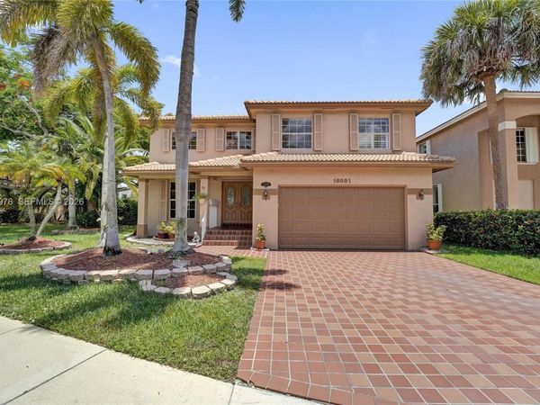 16091 La Costa Dr , Weston, FL 33326