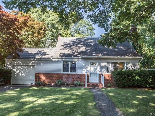 23 Lambert Avenue , Mastic, NY 11950