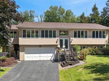 359 Hillside Circle, Macedon, NY 14502