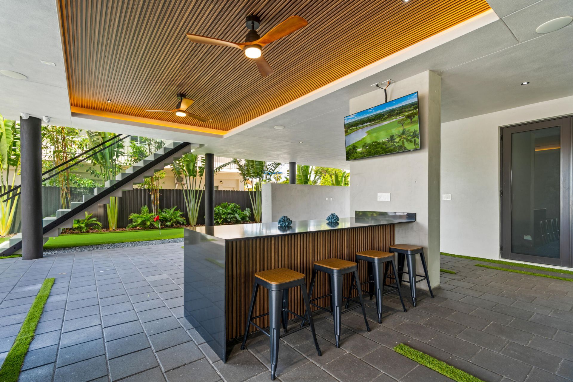 16 S Exuma Road, Key Largo, FL 33037 Photo