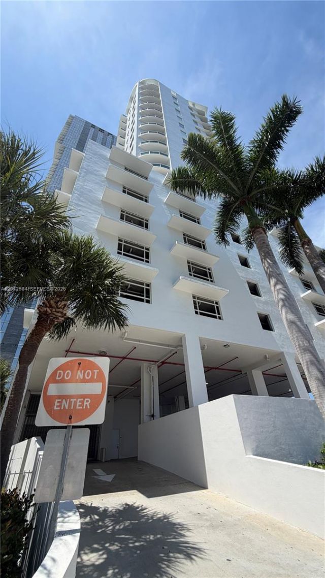 725 NE 22nd St, Unit 14E, Miami, FL 33137 Photo