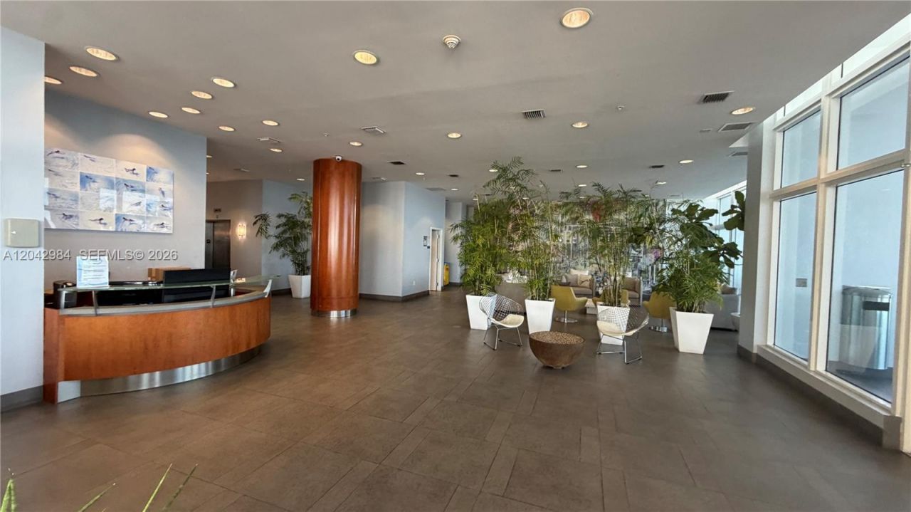725 NE 22nd St , Unit 14E, Miami, FL 33137 Photo