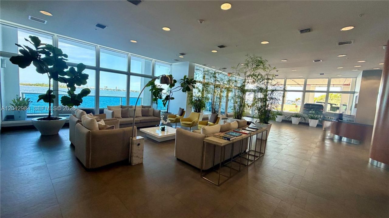 725 NE 22nd St , Unit 14E, Miami, FL 33137 Photo