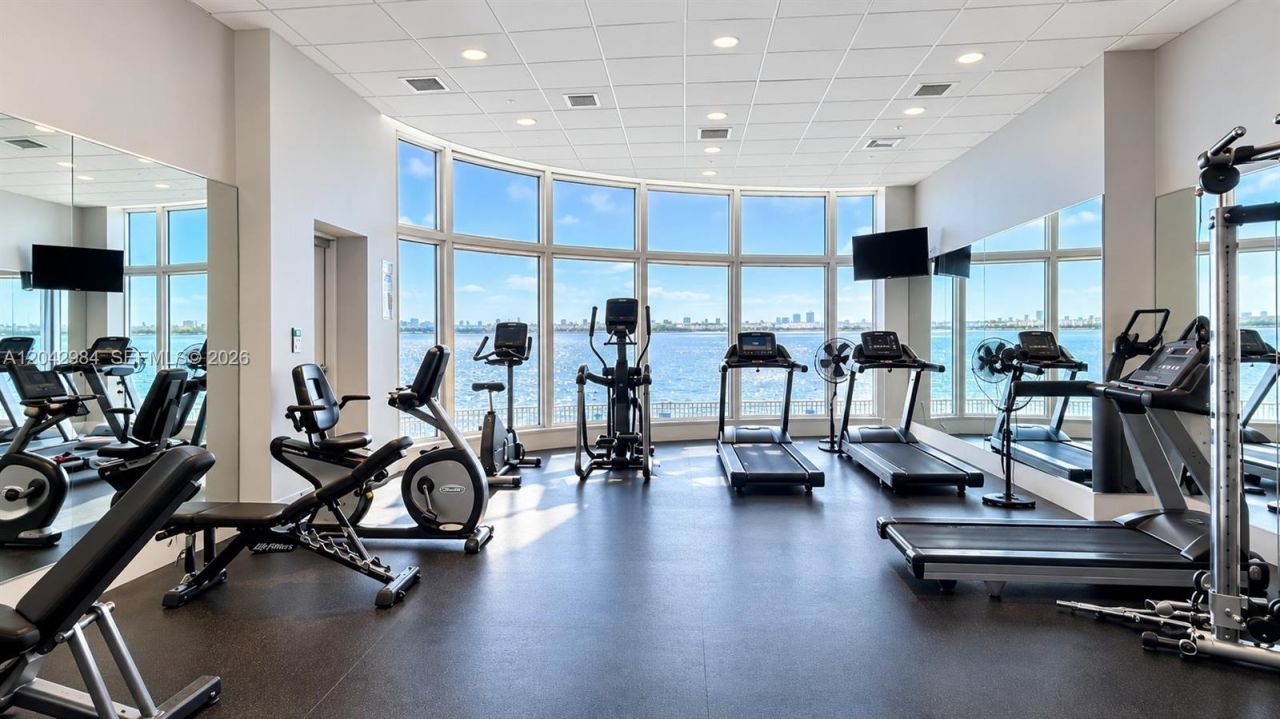 725 NE 22nd St, Unit 14E, Miami, FL 33137 Photo