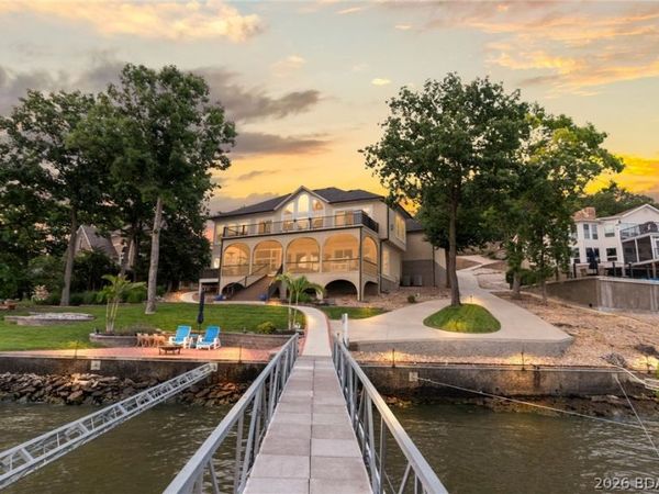 1348 Palisades Drive, Four Seasons, MO 65049