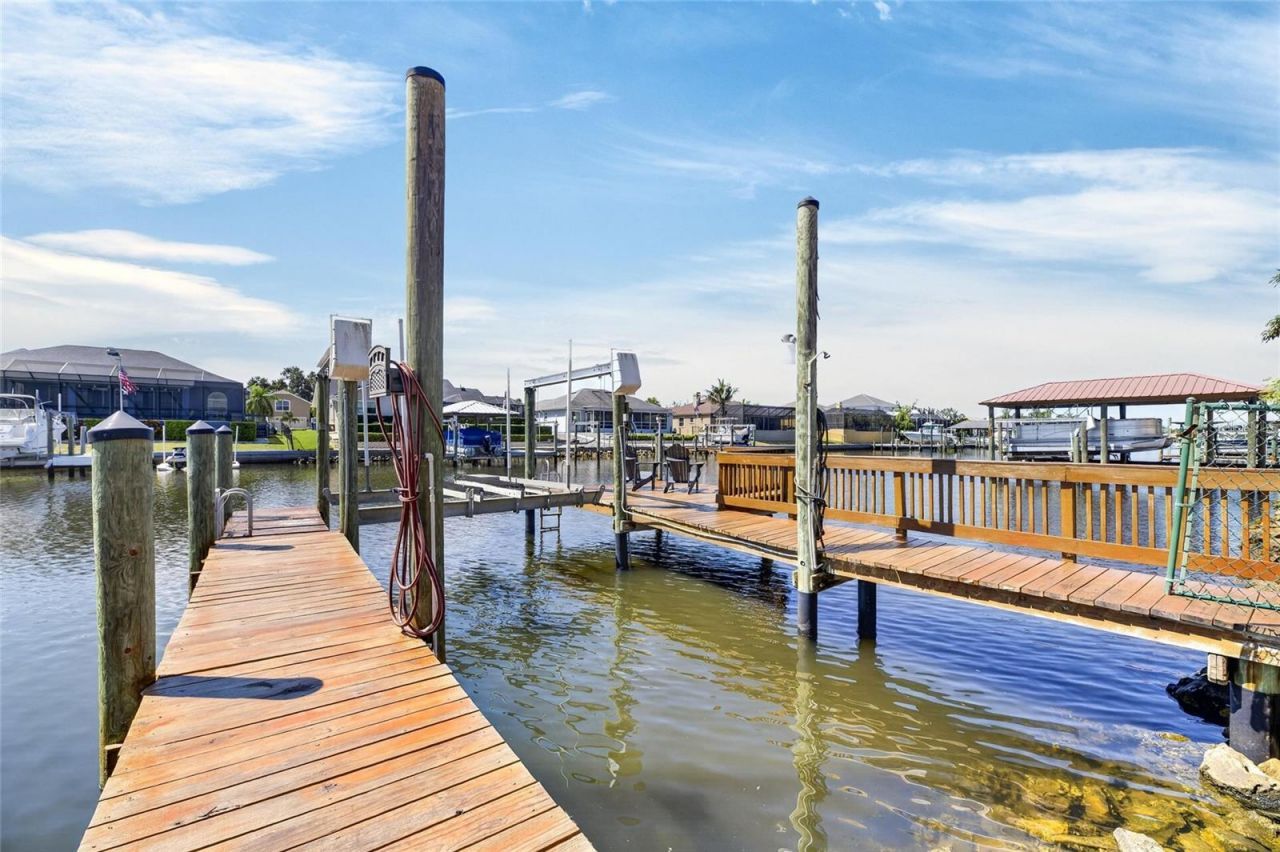 830 Golf Island Drive, Apollo Beach, FL 33572 Photo