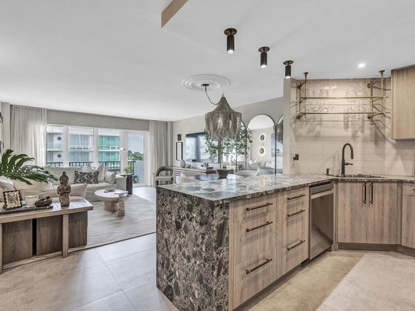 340 Sunset Drive, Unit 505, Fort Lauderdale, FL 33301