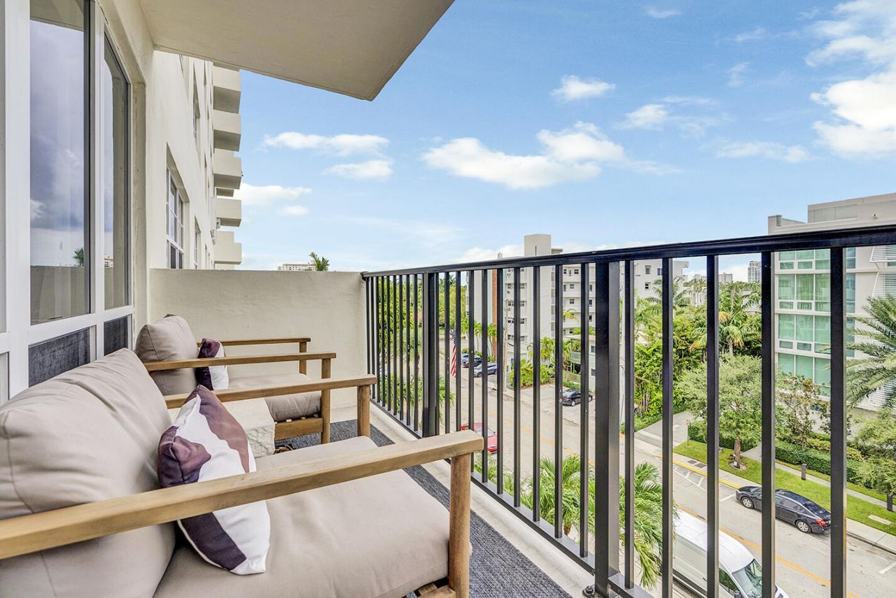 340 Sunset Drive, Unit 505, Fort Lauderdale, FL 33301 Photo