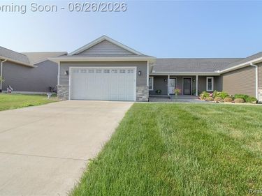 792 Meadows Court, Grass Lake Vlg, MI 49240