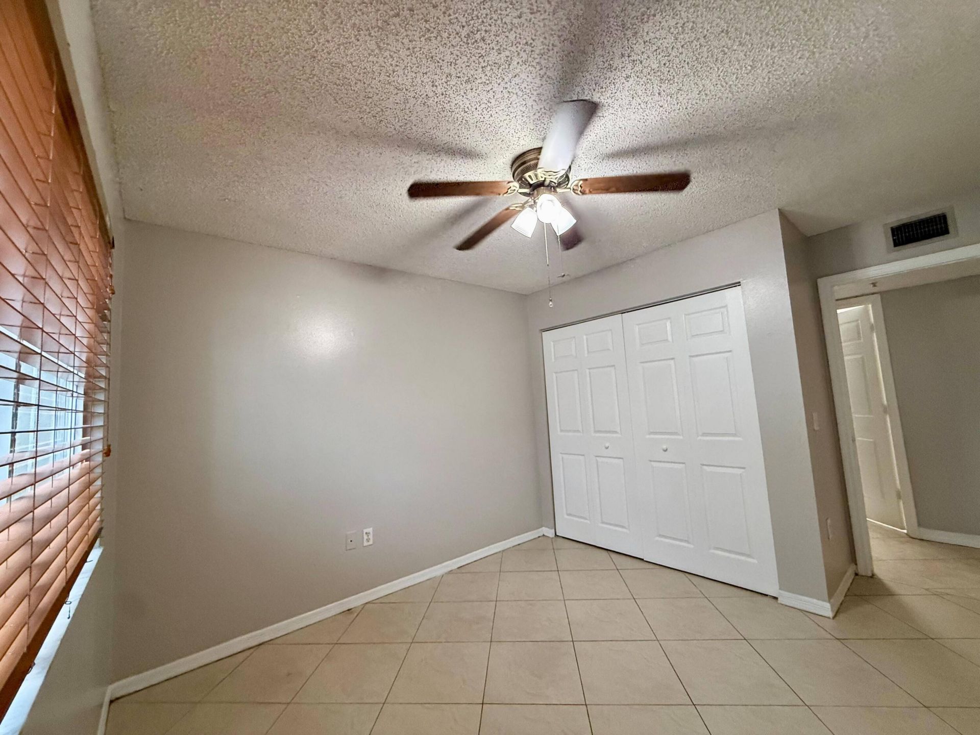 5065 Wiles Road, Unit 105, Coconut Creek, FL 33073 Photo
