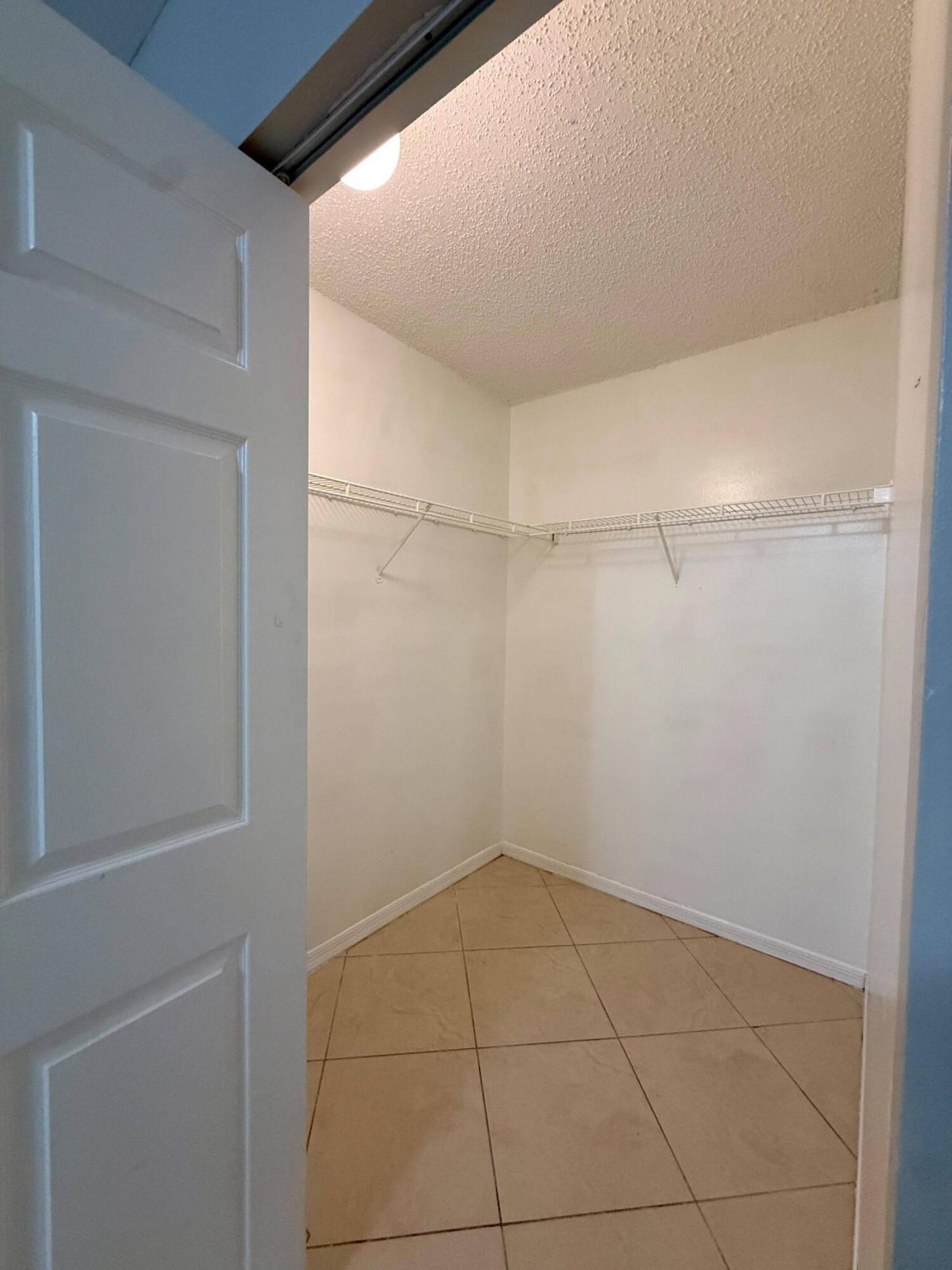 5065 Wiles Road, Unit 105, Coconut Creek, FL 33073 Photo