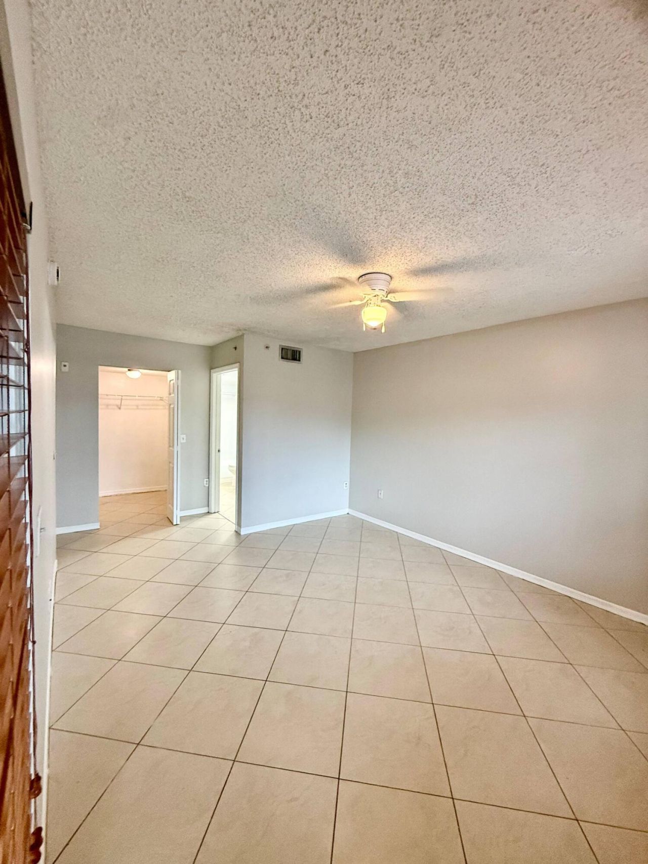 5065 Wiles Road, Unit 105, Coconut Creek, FL 33073 Photo