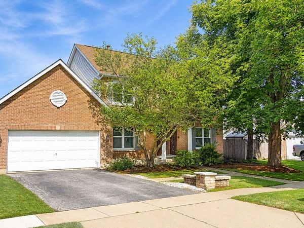 620 Waterfall Lane , Elgin, IL 60124