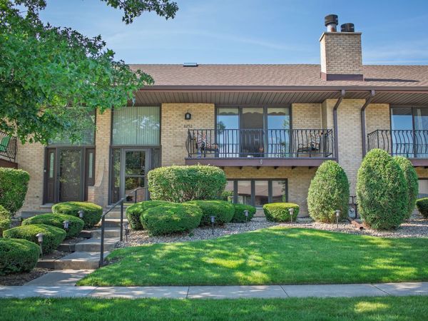 8252 Ashley Lane, Tinley Park, IL 60477