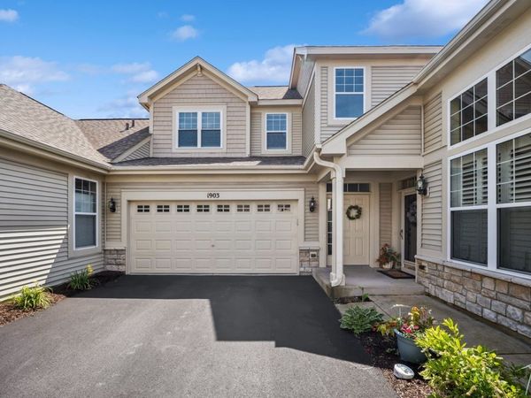 1903 Chase Lane , Unit 1903, Aurora, IL 60502
