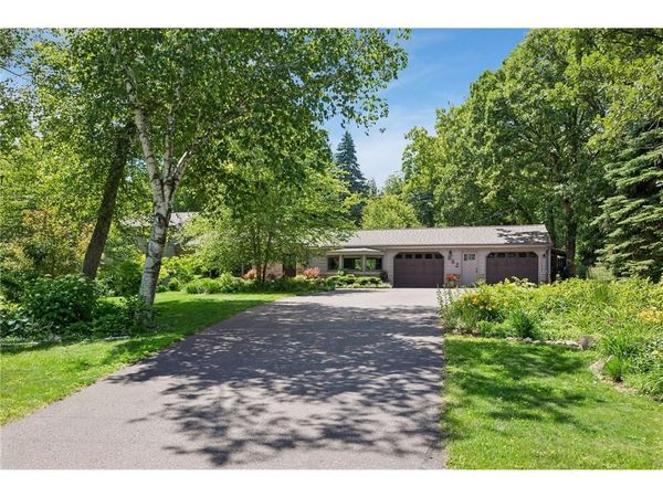682 O'Neil Road, Hudson, WI 54016
