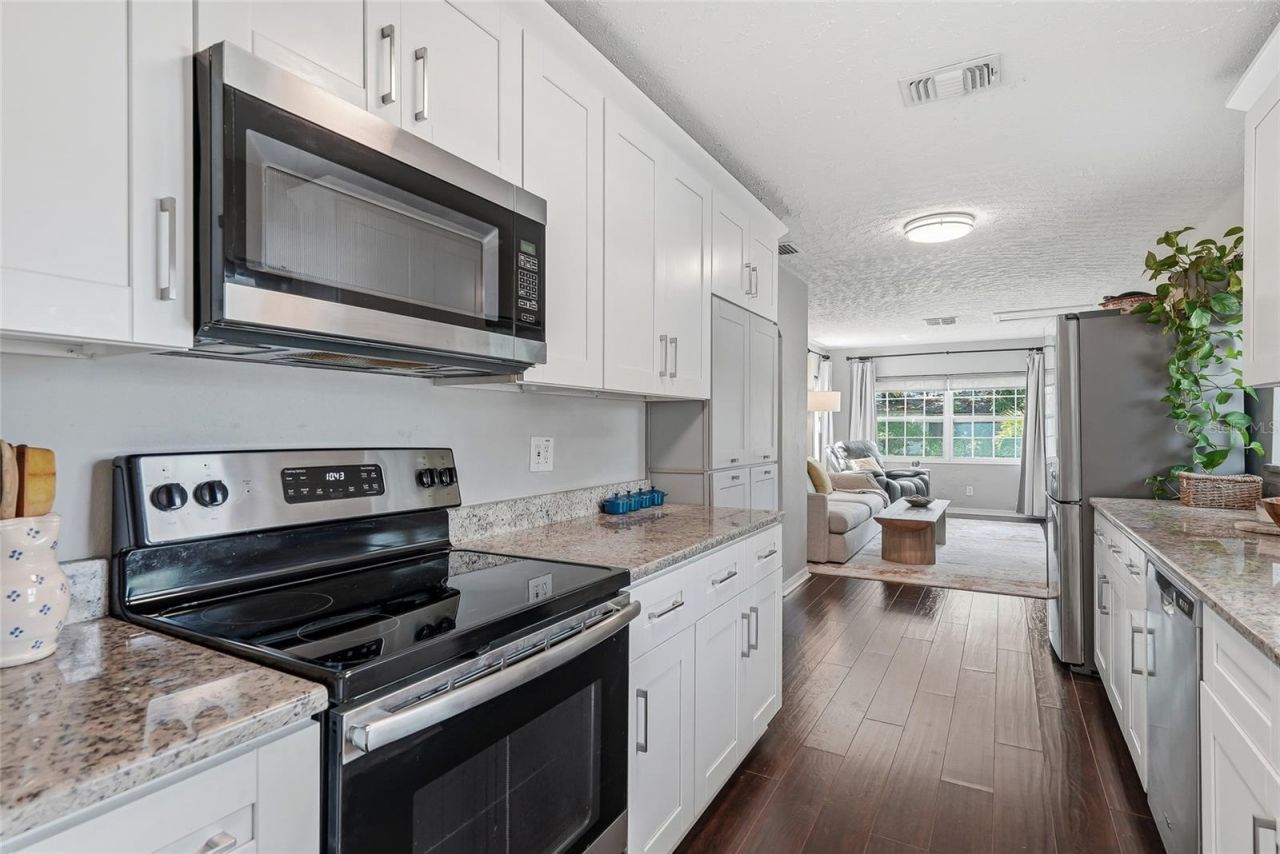 3801 Locust Street Ne, Saint Petersburg, FL 33703 Photo