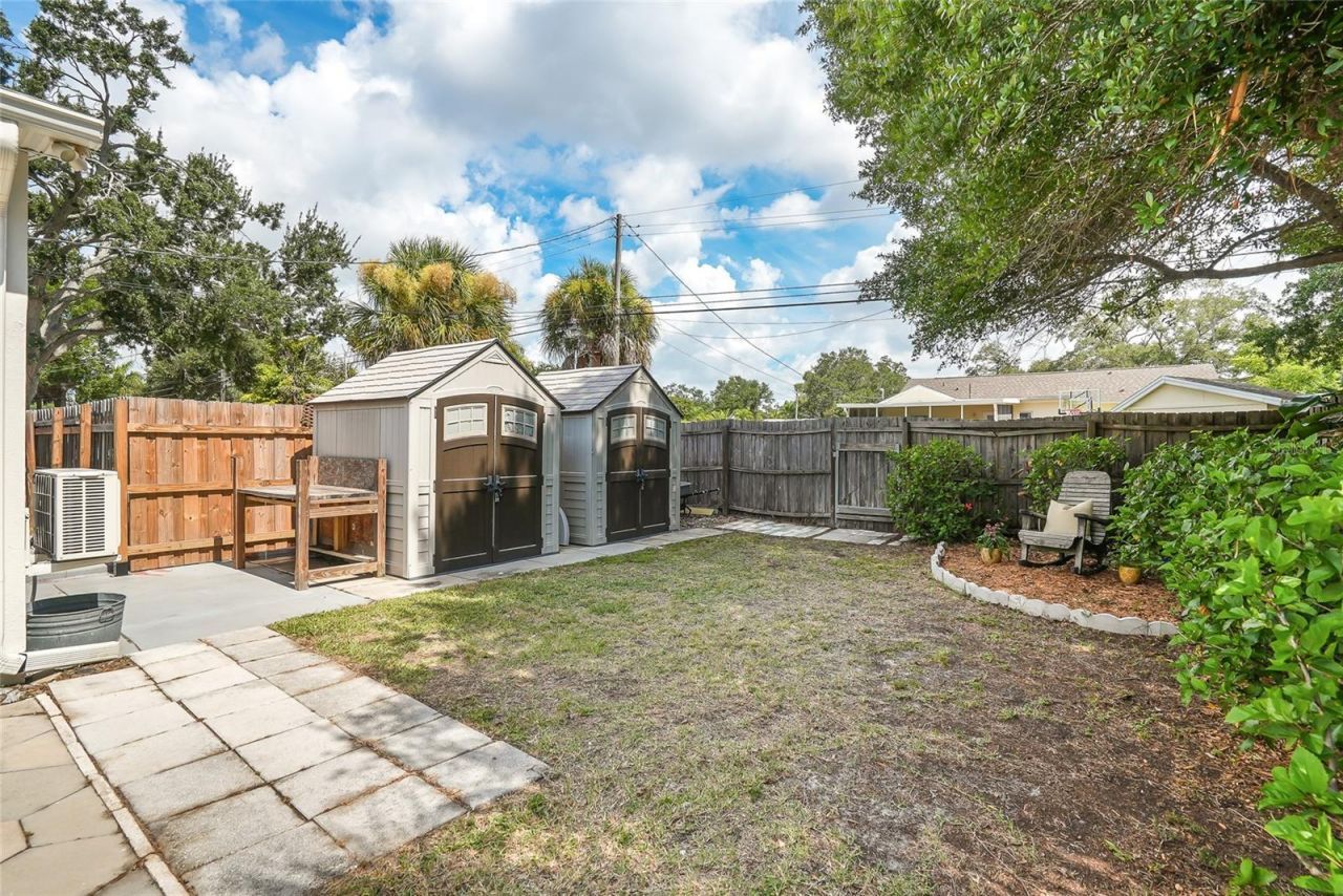 3801 Locust Street Ne, Saint Petersburg, FL 33703 Photo