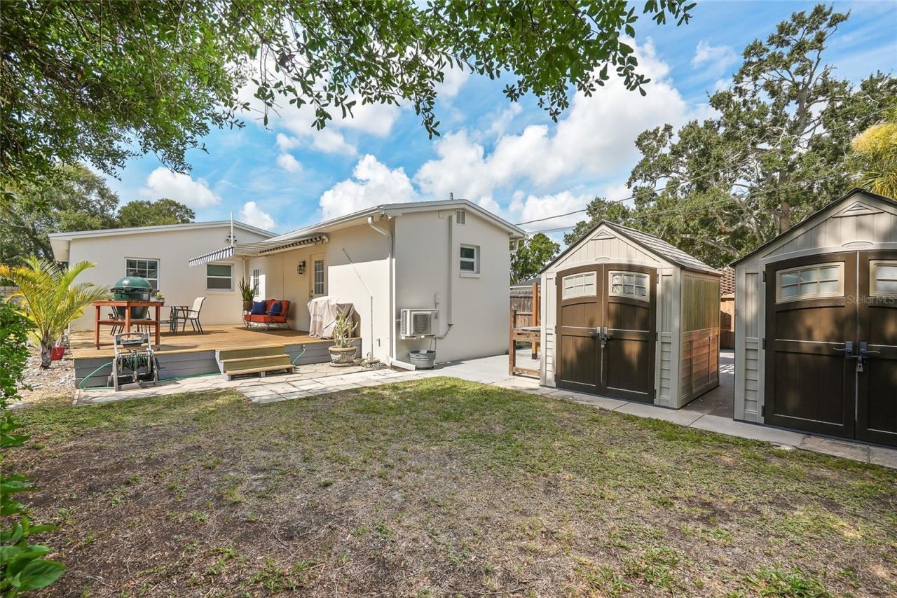 3801 Locust Street Ne, Saint Petersburg, FL 33703 Photo