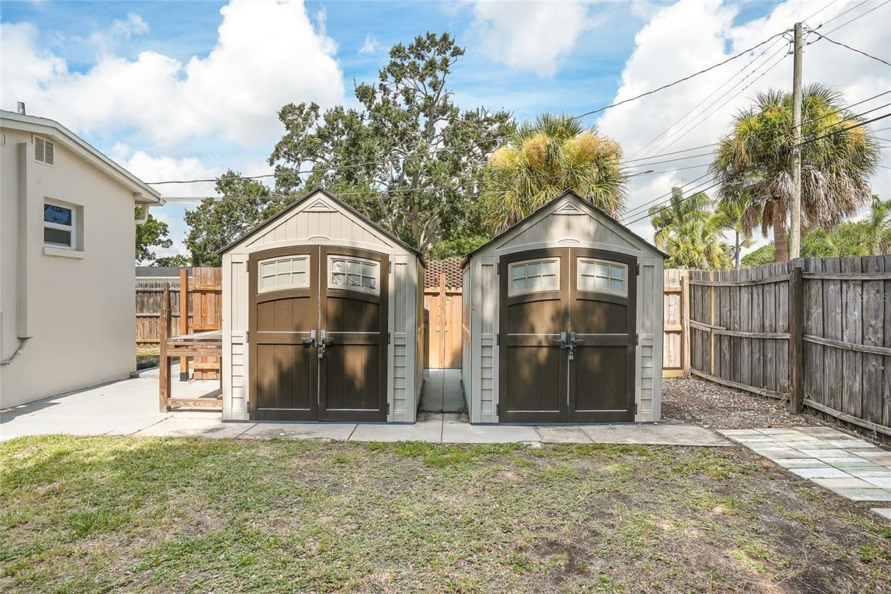 3801 Locust Street Ne, Saint Petersburg, FL 33703 Photo