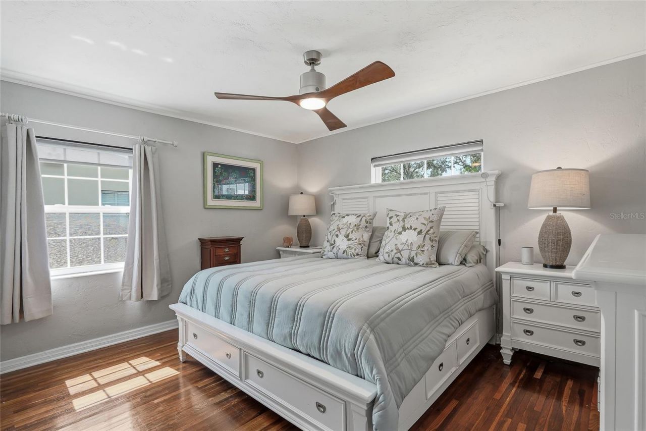 3801 Locust Street Ne, Saint Petersburg, FL 33703 Photo