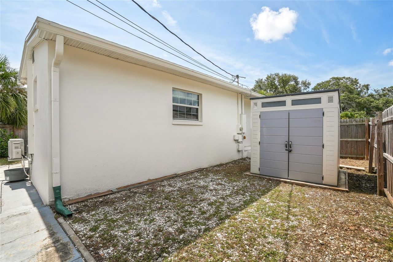 3801 Locust Street Ne, Saint Petersburg, FL 33703 Photo