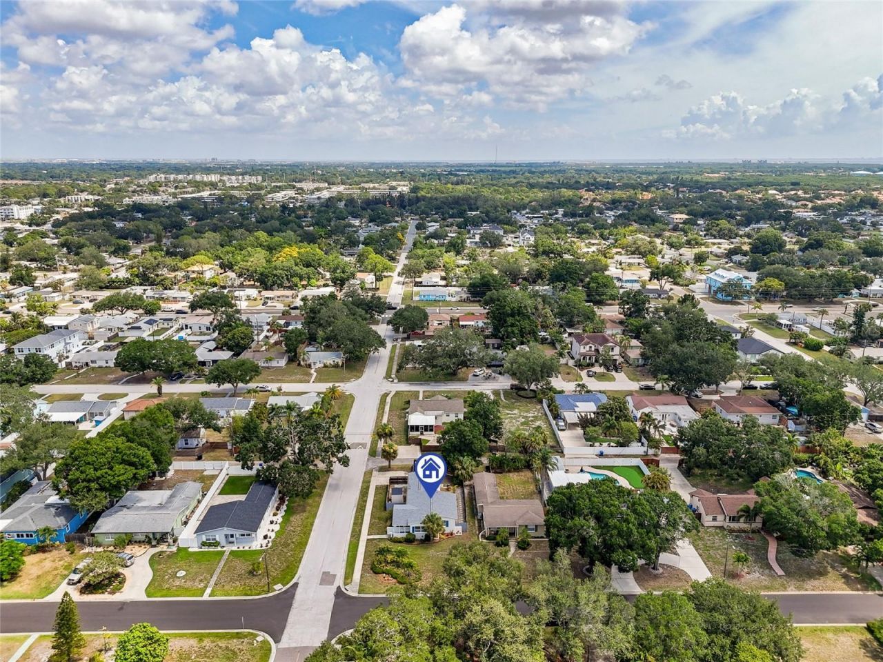 3801 Locust Street Ne, Saint Petersburg, FL 33703 Photo