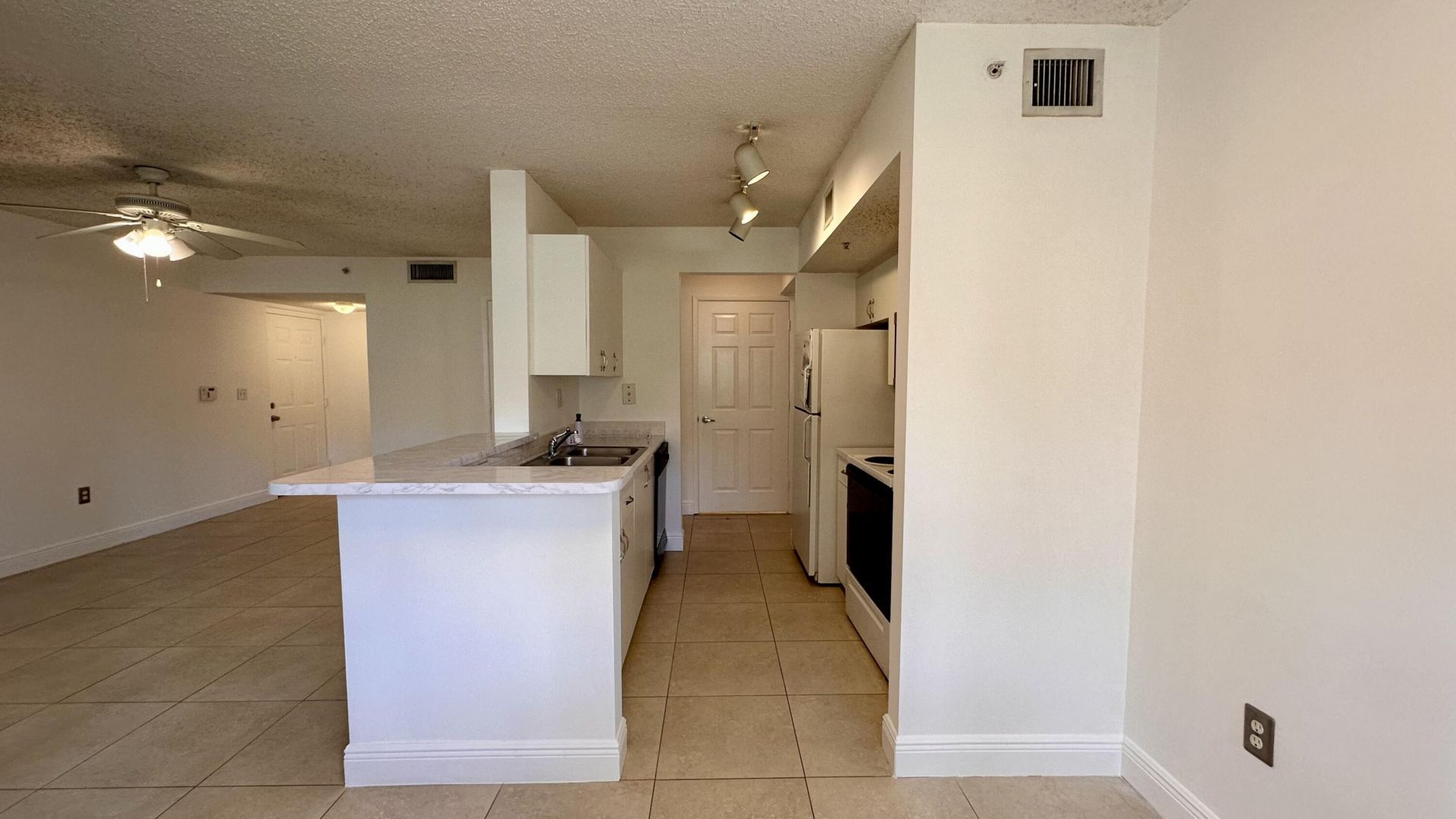 3874 Lyons Road, Unit 110-6, Coconut Creek, FL 33073 Photo