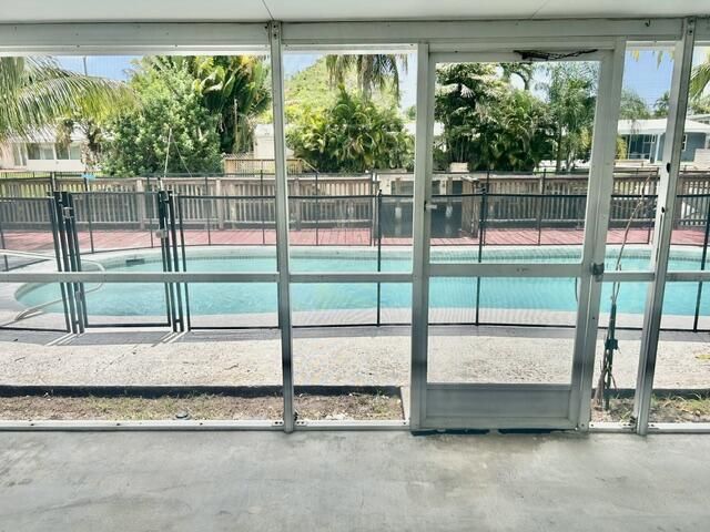 2548 Gulfstream Lane, Fort Lauderdale, FL 33312 Photo