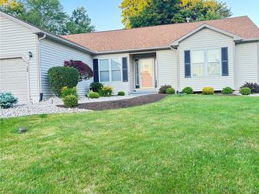 12 Orangewood Drive , Liverpool, NY 13090