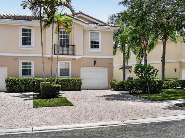 112 Santa Barbara Way, Palm Beach Gardens, FL 33410
