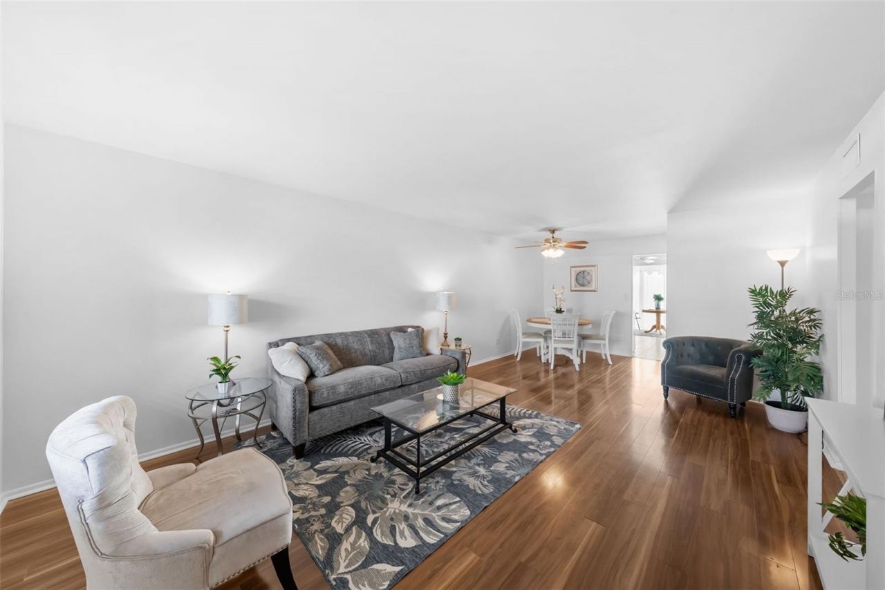 5095 Bay Street Ne, Unit 114, Saint Petersburg, FL 33703 Photo